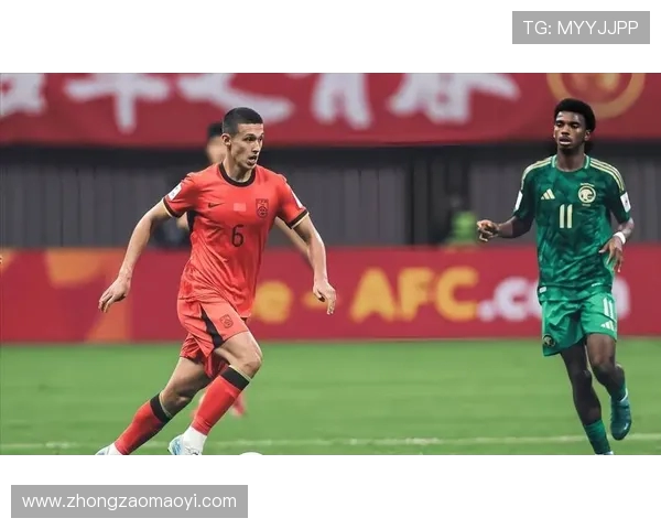 都灵对阵那不勒斯：西蒙尼与亚当斯首发 德布劳内迪洛伦佐出战助力球队