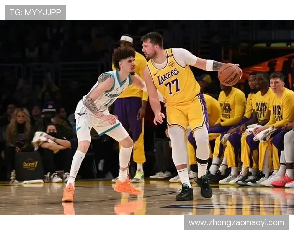 原创三双机器还是关键隐忧？东契奇31+15+11背后，湖人真正的“老大困境”